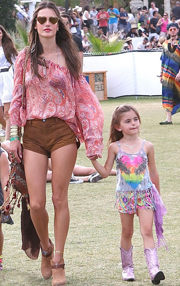 NAJMŁODSZA GWIAZDA festiwalu Coachella! (ZDJĘCIA)